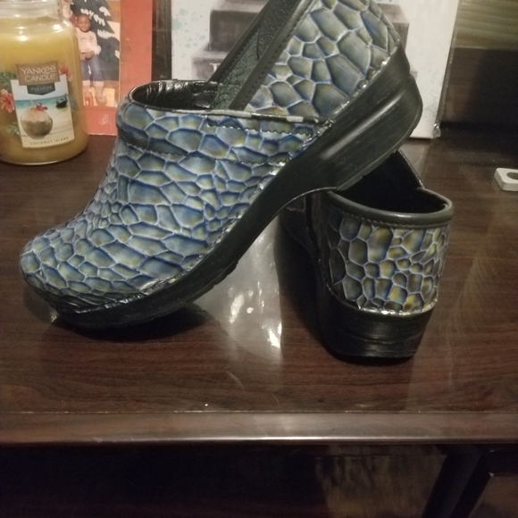 Dansko - Picture 7 of 8